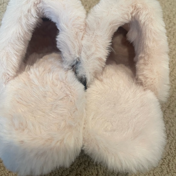 Bamboo Cozy Fur Heeled Clog - Picture 4 of 6